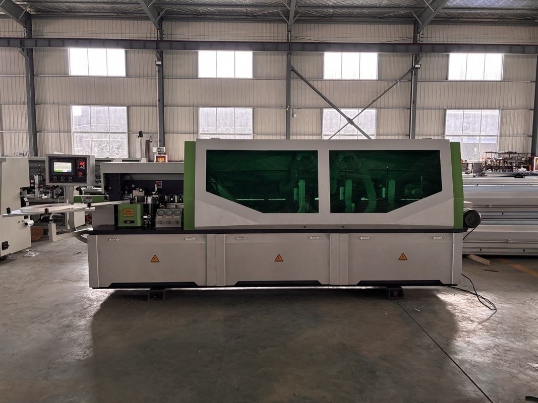 Pneumatic Cut Off Saw Woodworking Machine Normal Cnc Type Without Sliding Table Equipped Designed For Smooth And Woodworking