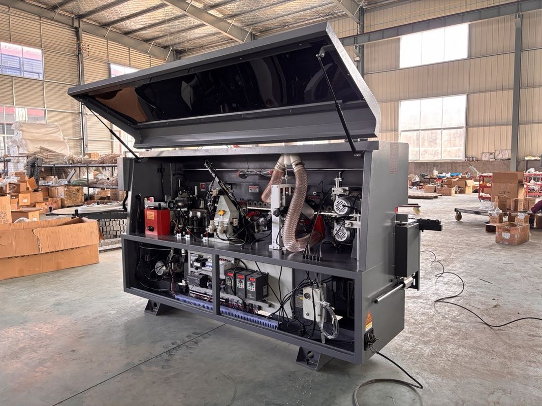 200mm Hair Roller Height Woodworking Machine Normal Cnc No Sliding Table Equipped Designed for Woodworking Tasks and Operations