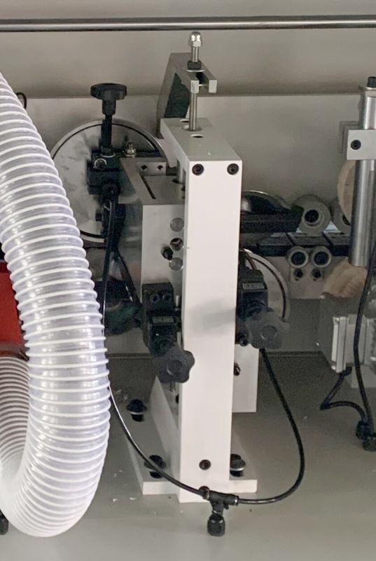 Based Panels Furniture Automatic Edge Banding Machine With Trimmer For Chipboard MDF Wood